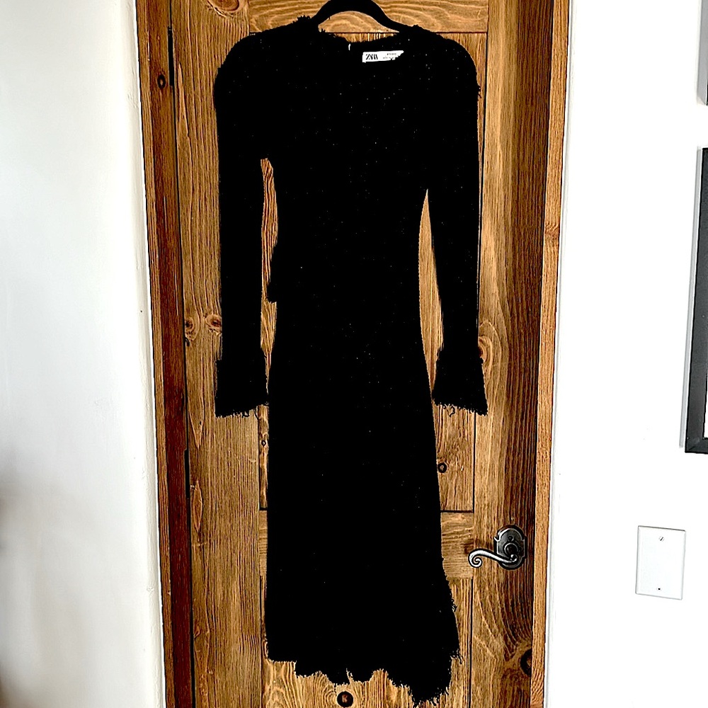 ZARA Studio Long Shimmery Black Knit Dress with Metallic Sliver accents. (M)
